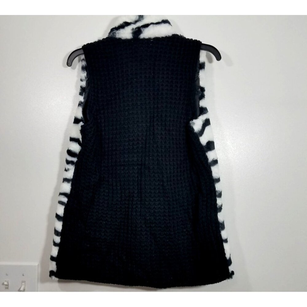 89&Madison Zebra Print Faux Fur Vest Black White Medium - Picture 3 of 8